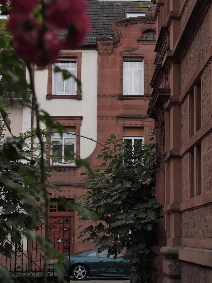 Haus Mittendrin Neustadt an der Weinstraße Buitenkant foto