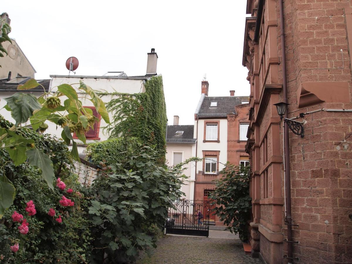 Haus Mittendrin Neustadt an der Weinstraße Buitenkant foto