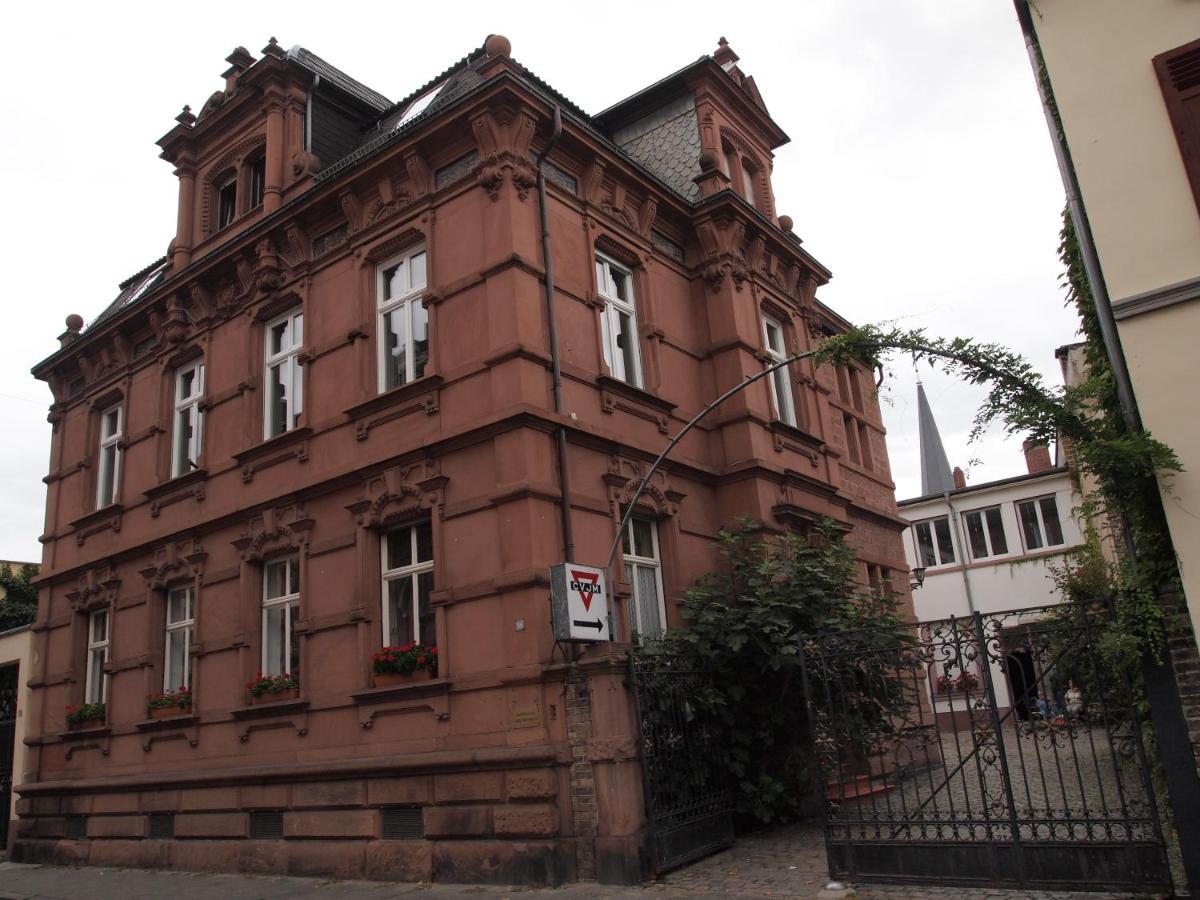 Haus Mittendrin Neustadt an der Weinstraße Buitenkant foto
