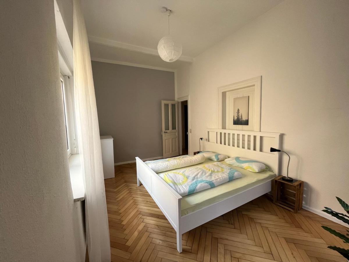 Haus Mittendrin Neustadt an der Weinstraße Buitenkant foto
