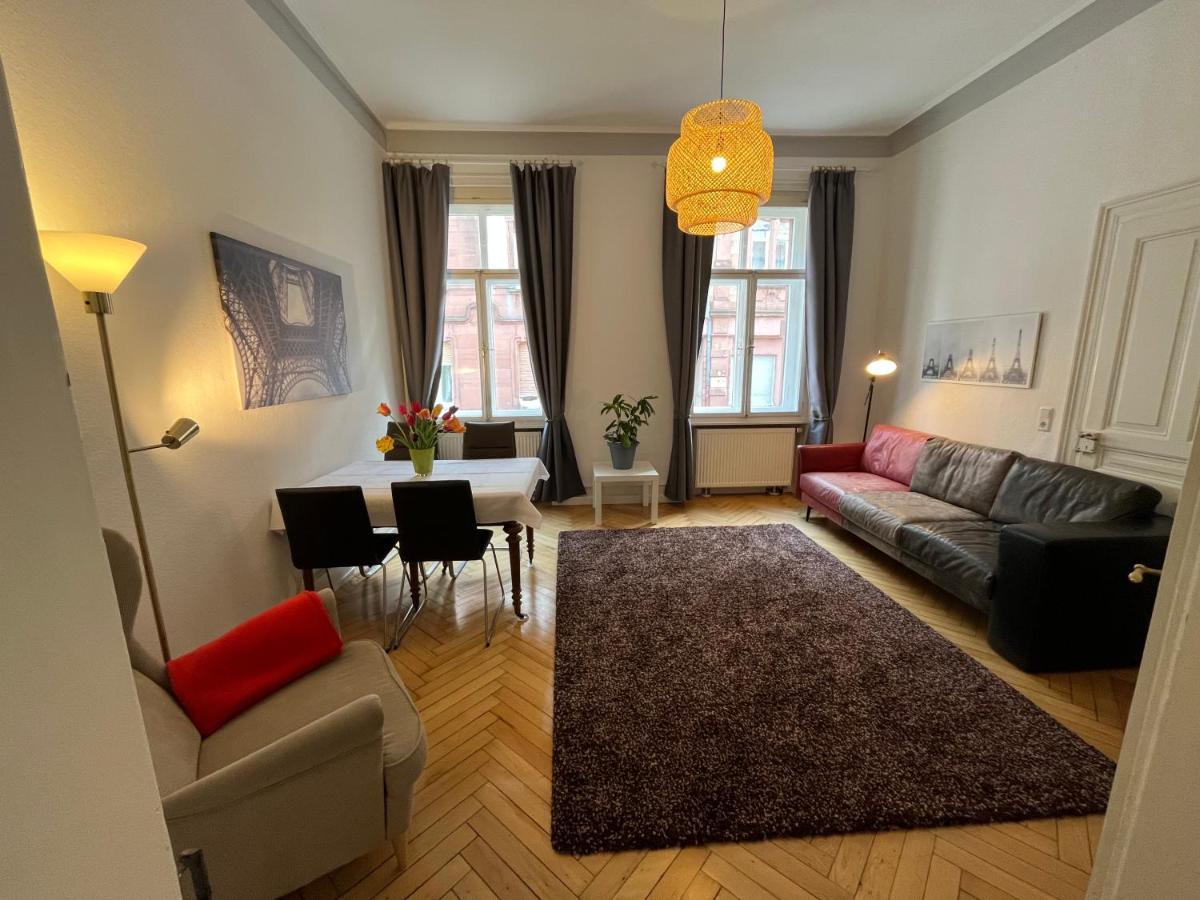 Haus Mittendrin Neustadt an der Weinstraße Buitenkant foto